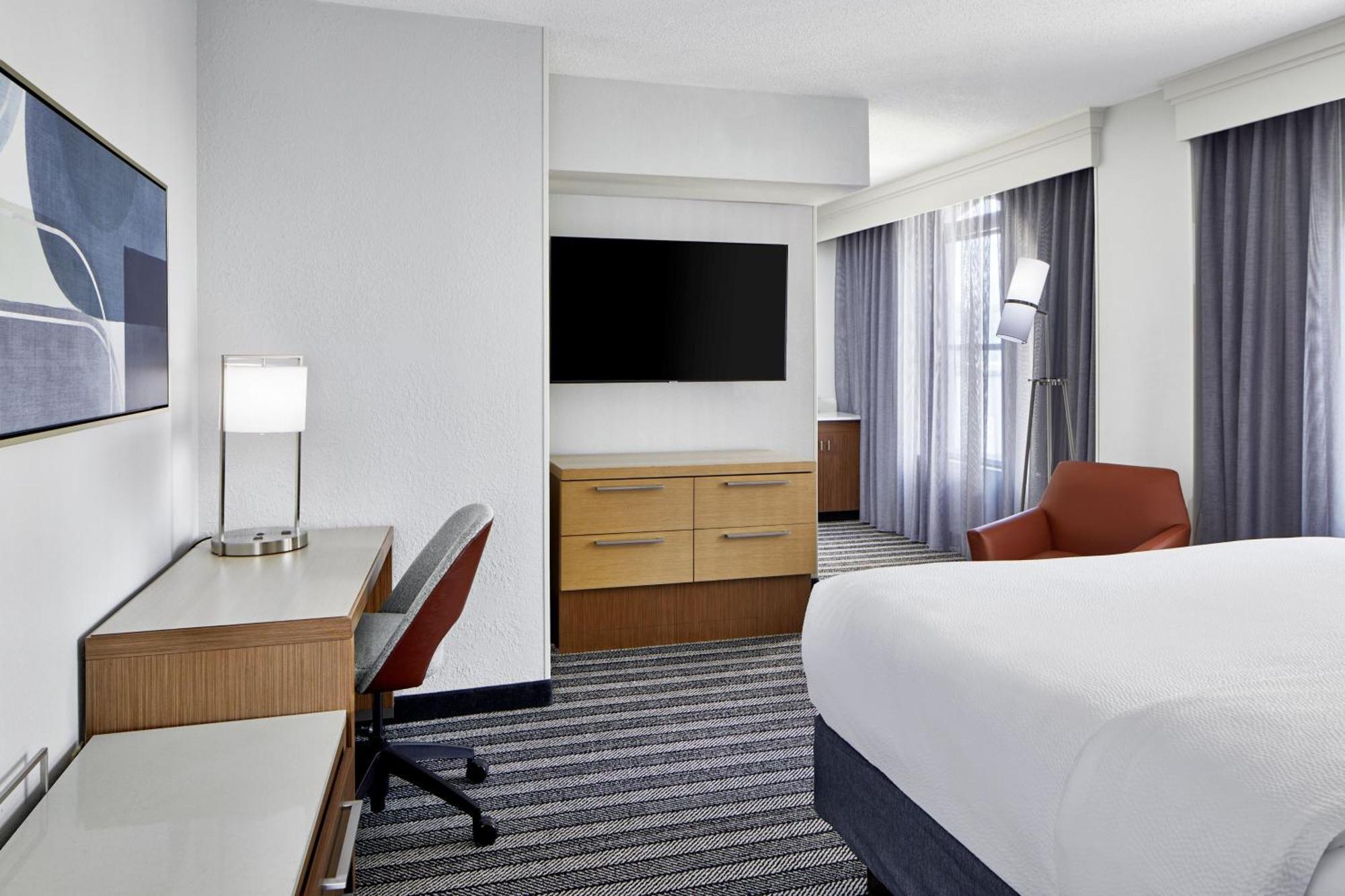 Courtyard By Marriott Nashville Downtown Екстер'єр фото